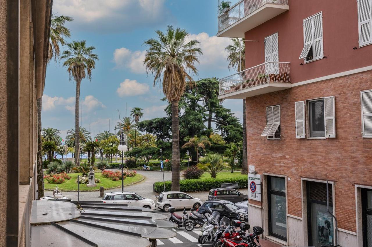 Downtown Srl - Croce Di Malta Royale Apartman La Spezia Kültér fotó